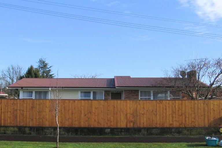 Photo of property in 5 Colstone Street, Glenview, Hamilton, 3206