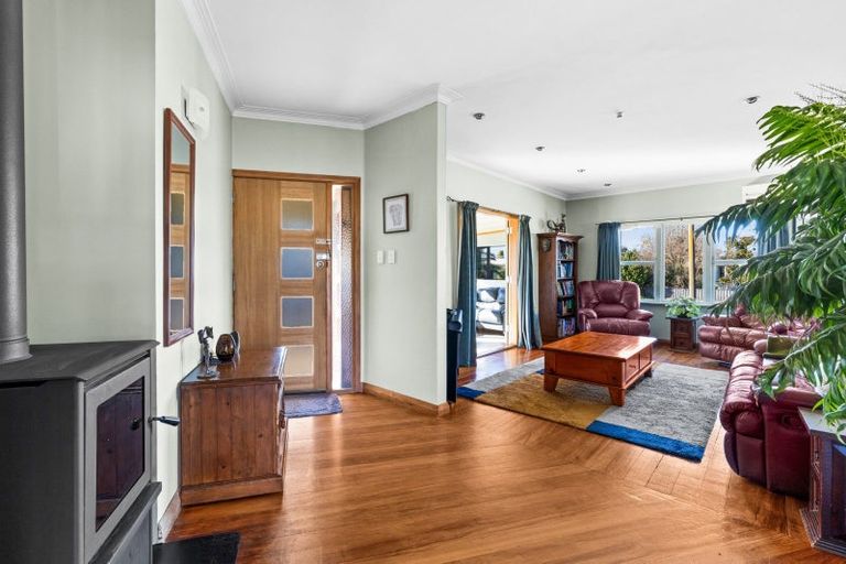 Photo of property in 52 Clarence Cox Crescent, Pirimai, Napier, 4112