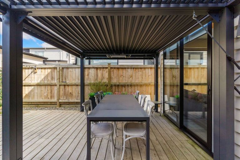 Photo of property in 8 Hato Road, Hobsonville, Auckland, 0616