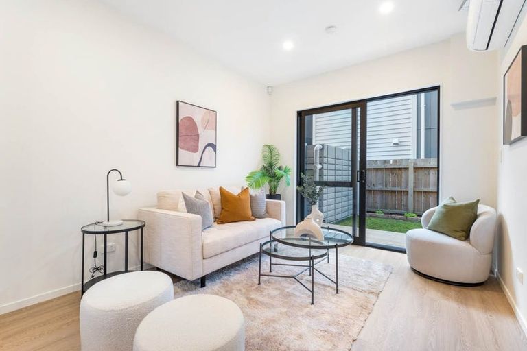 Photo of property in 1/45 Smythe Road, Henderson, Auckland, 0612