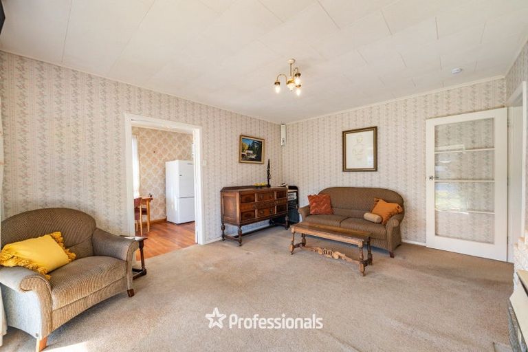 Photo of property in 17 Molesworth Street, Taita, Lower Hutt, 5011