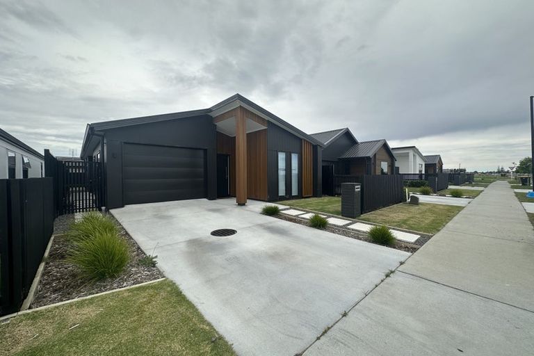 Photo of property in 7 Central Street, Papamoa, 3118