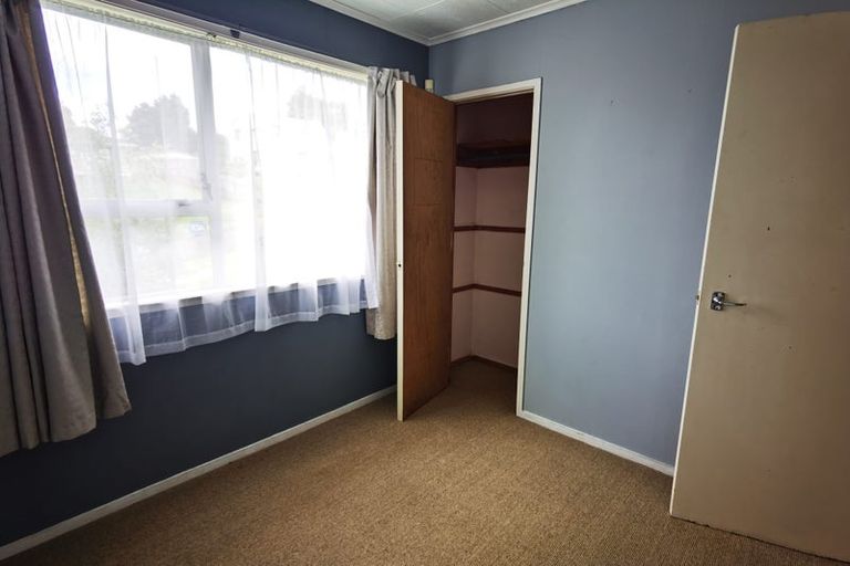 Photo of property in 9 Sumich Place, West Harbour, Auckland, 0618