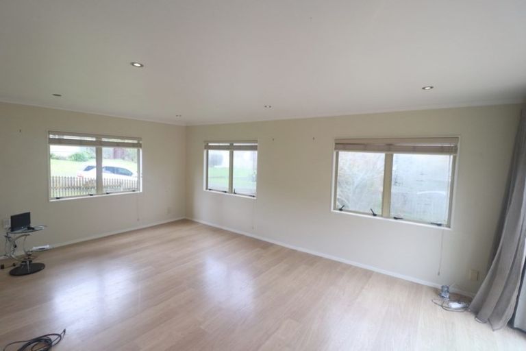 Photo of property in 8 Bushlands Park Drive, Albany, Auckland, 0632