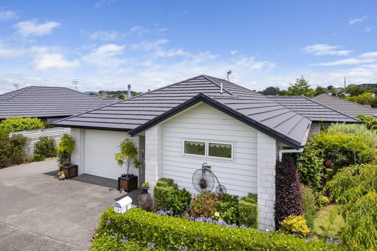 Photo of property in 6 Capstan Close, Pyes Pa, Tauranga, 3112