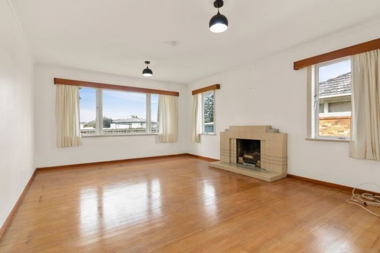 Photo of property in 156 Russell Road, Manurewa, Auckland, 2102