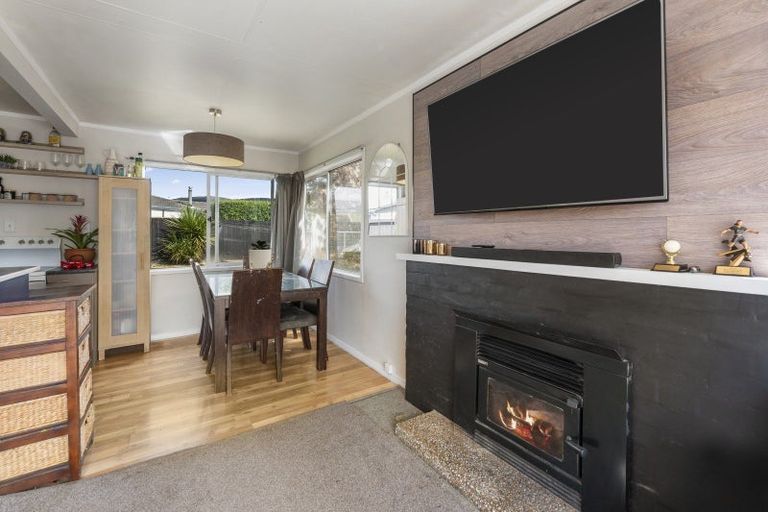 Photo of property in 9 Thackeray Place, Owhata, Rotorua, 3010