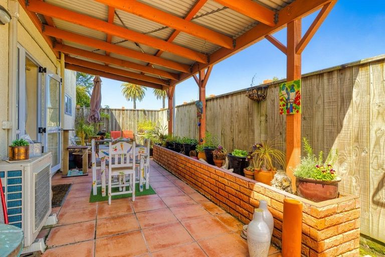 Photo of property in 2c Creagh Street, Te Awa, Napier, 4110