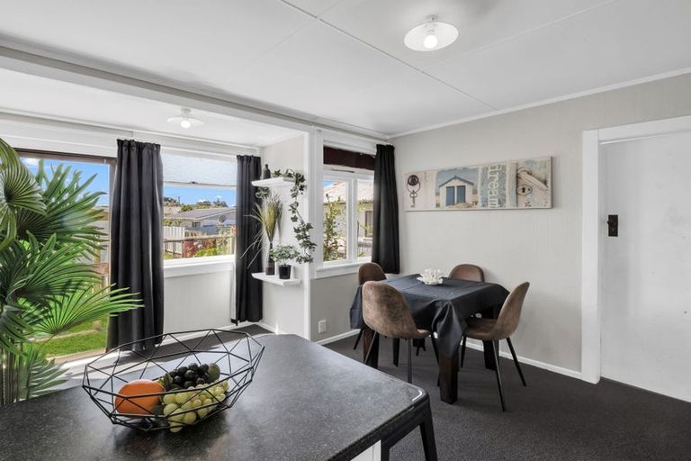 Photo of property in 6 Harper Street, Gonville, Whanganui, 4501