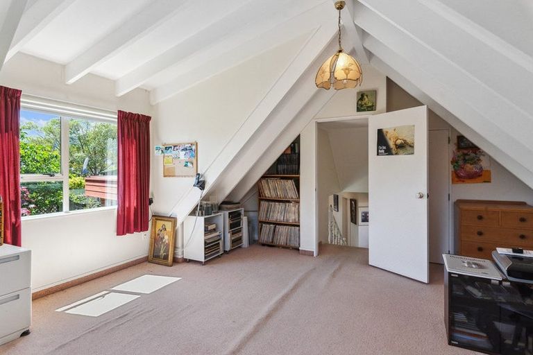 Photo of property in 43 Ngarara Road, Waikanae, 5036