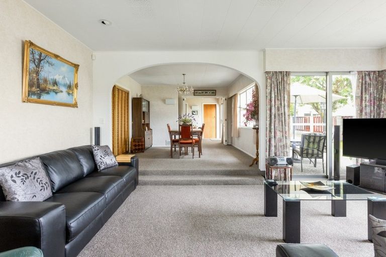 Photo of property in 610 Ballantyne Street, Frimley, Hastings, 4120