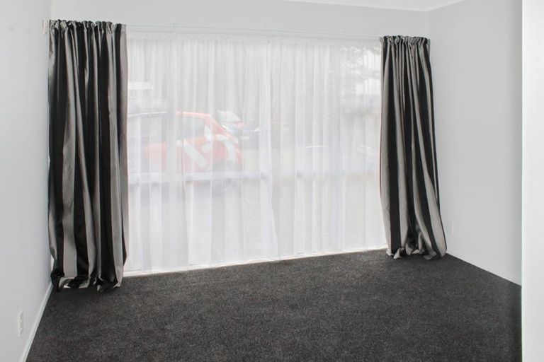 Photo of property in Sharella Park Cattery, 578 Kairanga Bunnythorpe Road, Newbury, Palmerston North, 4478