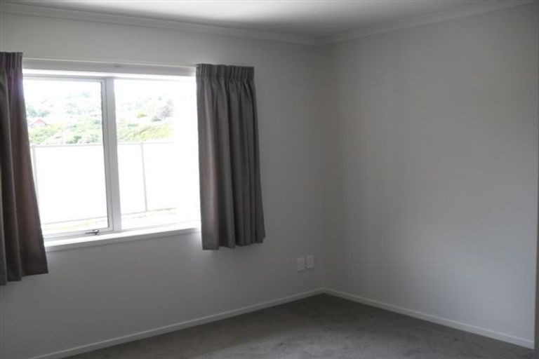 Photo of property in 16 Diamond Grove, Brown Owl, Upper Hutt, 5018