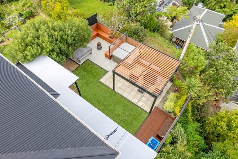 Photo of property in 47 Normandale Road, Normandale, Lower Hutt, 5010