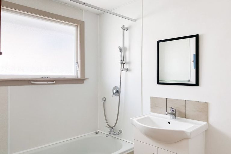 Photo of property in 3/64 Stanmore Road, Linwood, Christchurch, 8011