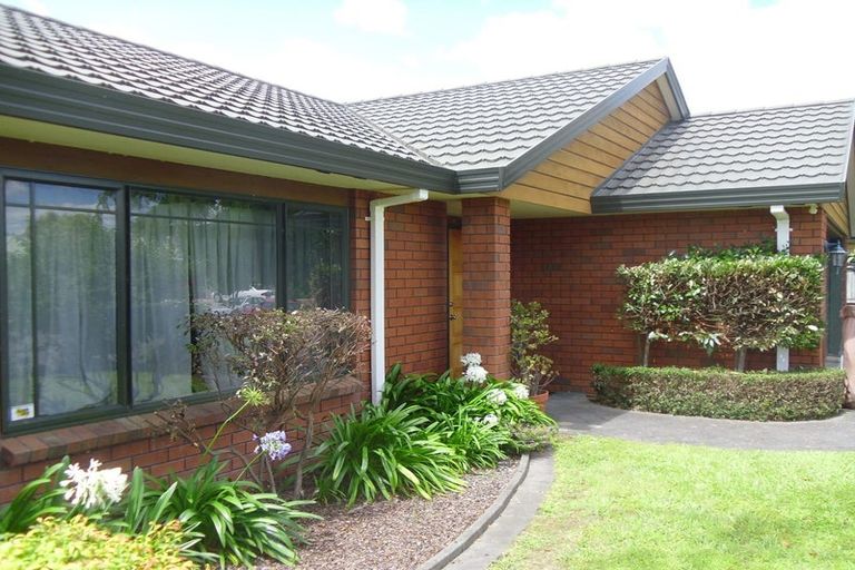 Photo of property in 22 Chesterfield Place, Rototuna, Hamilton, 3210