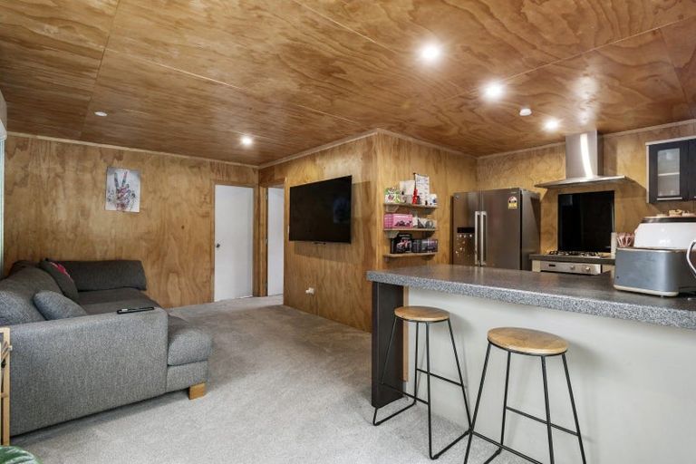 Photo of property in 9 Lower Jeffs Road, Dairy Flat, Albany, 0794