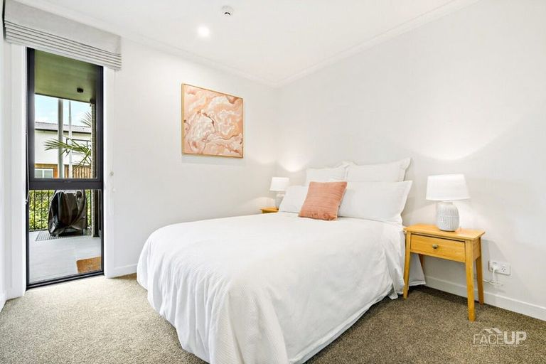 Photo of property in 10/194 Buckley Avenue, Hobsonville, Auckland, 0616