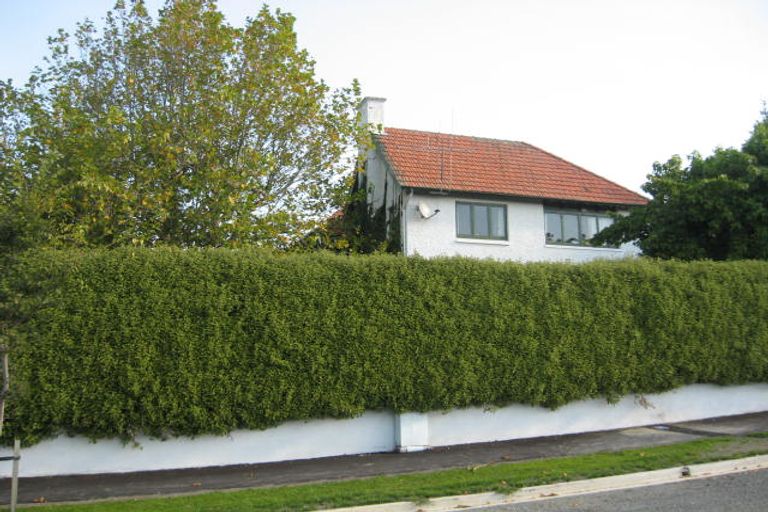 Photo of property in 208 Douglas Street, Highfield, Timaru, 7910