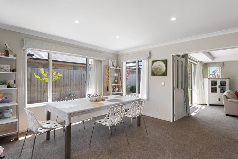 Photo of property in 36 Josephine Crescent, Aidanfield, Christchurch, 8025