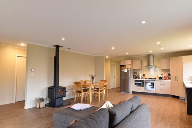 Photo of property in 16 Kakapo Lane, Motueka, 7120