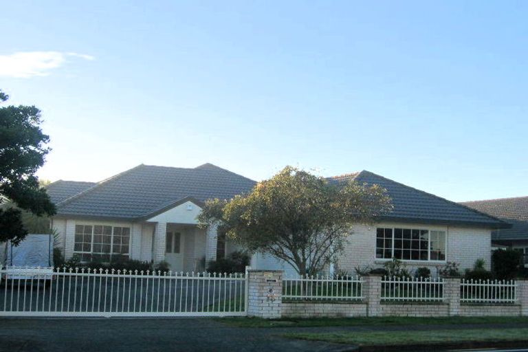 Photo of property in 18 Kilkenny Drive, Dannemora, Auckland, 2016