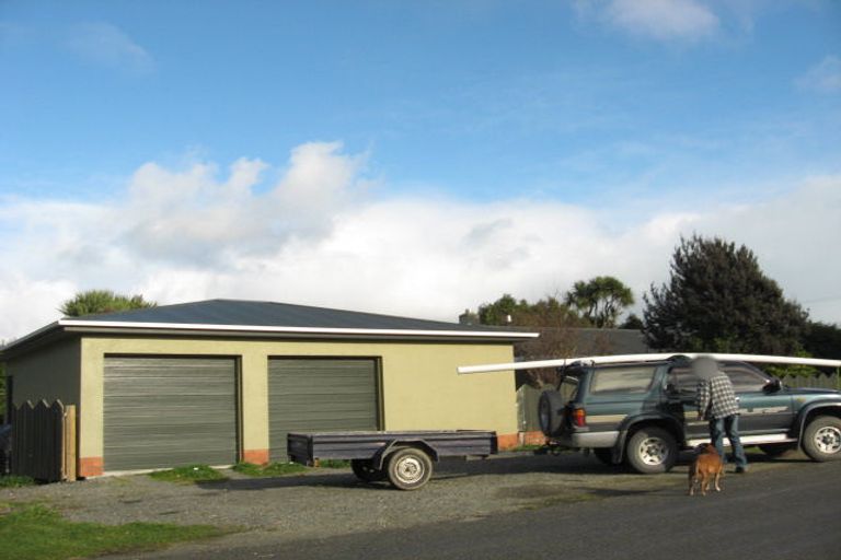 Photo of property in 2 Allan Street, Otatara, Invercargill, 9879