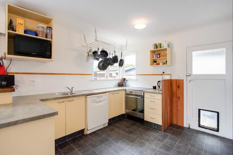 Photo of property in 41 Flaxmere Avenue, Flaxmere, Hastings, 4120