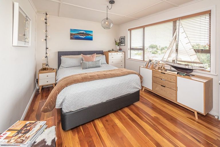 Photo of property in 28 Broadhead Avenue, Tawhero, Whanganui, 4501