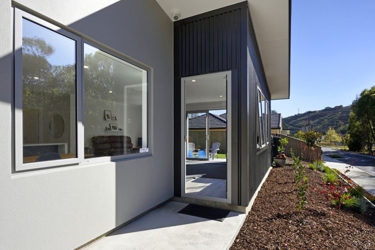 Photo of property in 6 Mclaughlin Lane, Stoke, Nelson, 7011