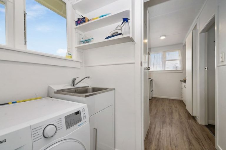 Photo of property in 42 Puriri Crescent, Hillcrest, Rotorua, 3015