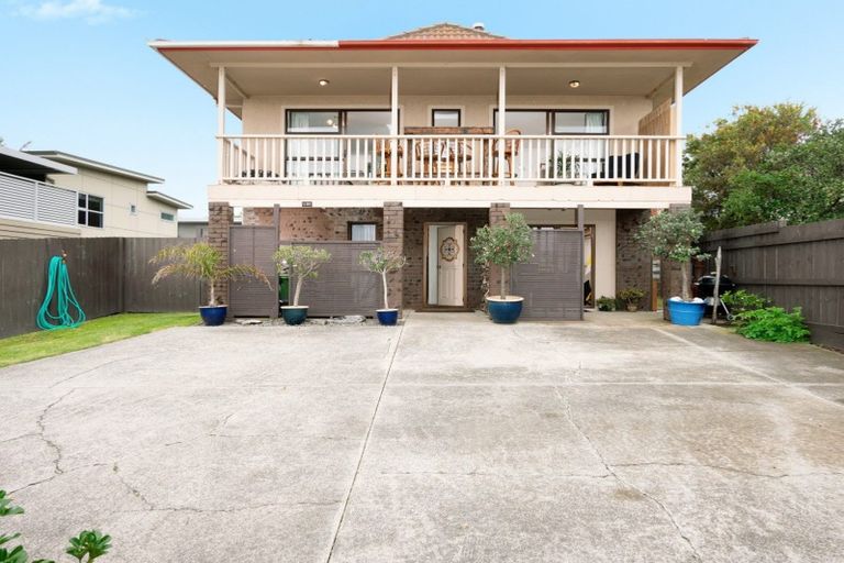 Photo of property in 1000 Papamoa Beach Road, Papamoa Beach, Papamoa, 3118