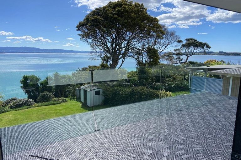 Photo of property in 1 Bramley Drive, Omokoroa, 3114