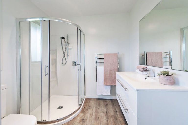 Photo of property in 16 Hobbs Street, Hororata, 7572