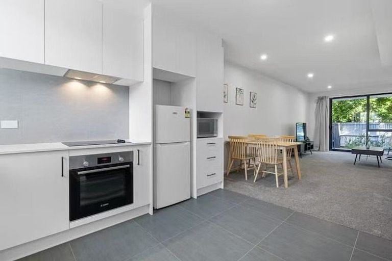 Photo of property in 2/9 Sherborne Street, St Albans, Christchurch, 8014