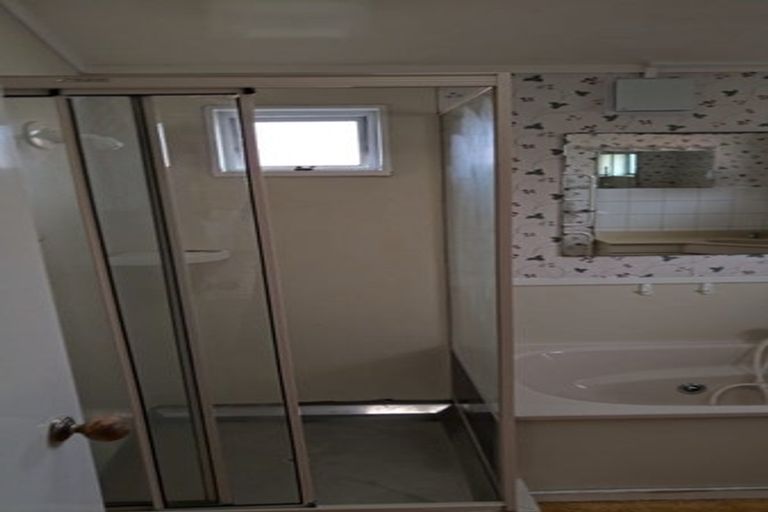 Photo of property in 1-2/144 Kolmar Road, Papatoetoe, Auckland, 2025