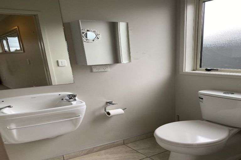 Photo of property in 38 Mcnaughton Place, Onekawa, Napier, 4110