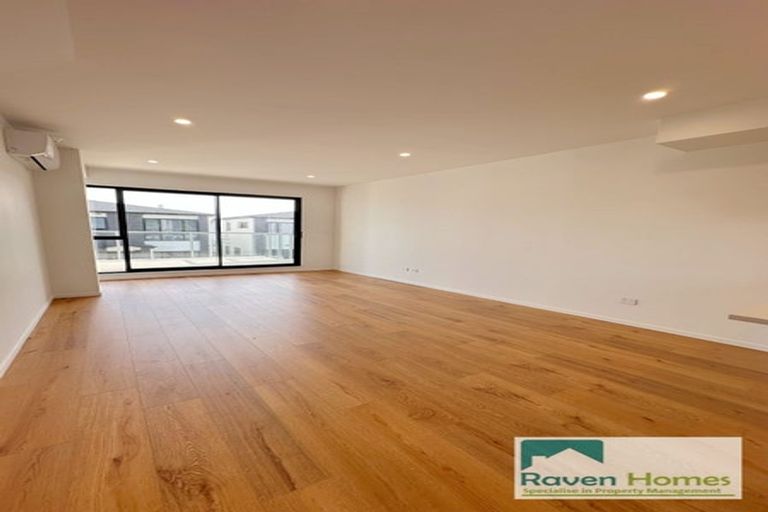 Photo of property in 3/2a Cambridge Road, Manurewa, Auckland, 2102