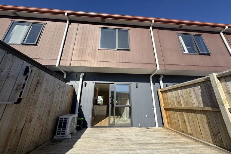 Photo of property in 6/1 Arbor Close, Manurewa, Auckland, 2102