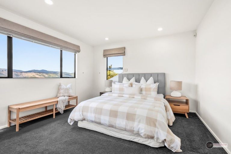 Photo of property in 2 Kirton Drive, Riverstone Terraces, Upper Hutt, 5018