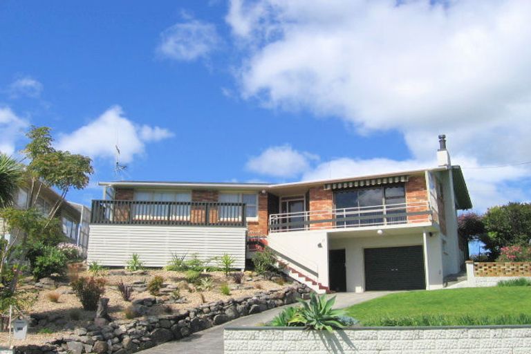 Photo of property in 15 Fyfe Road, Waihi Beach, 3611