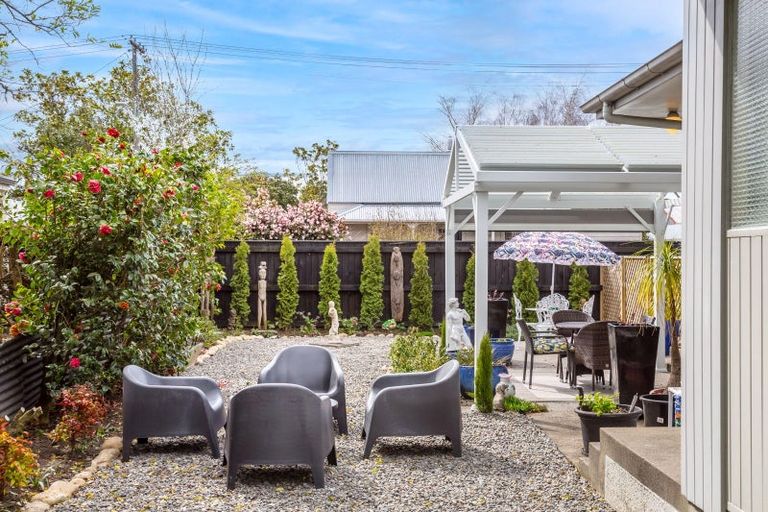 Photo of property in 2 Wood Street, Greytown, 5712