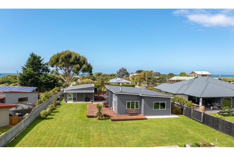 Photo of property in 1239 Coast Road, Karitane, Waikouaiti, 9471
