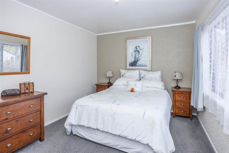 Photo of property in 13 Cromwell Drive, Fitzroy, Hamilton, 3206