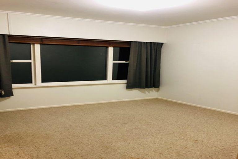 Photo of property in 27 Mahara Avenue, Birkenhead, Auckland, 0626
