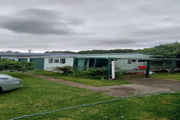 Photo of property in 3 Minton Place, Manurewa, Auckland, 2102