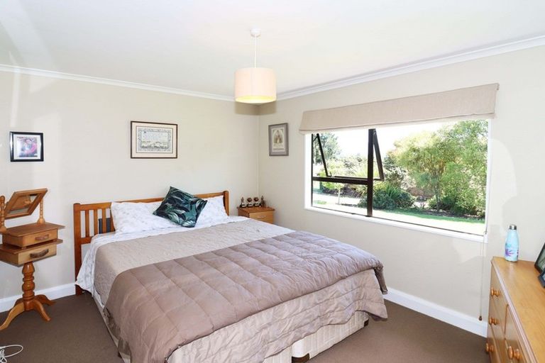 Photo of property in 137 Lees Pakaraka Road, Te Ore Ore, Masterton, 5886