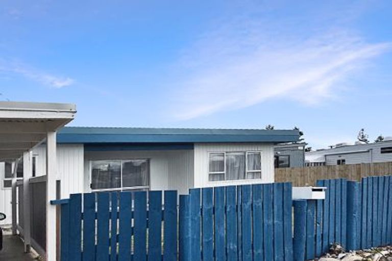Photo of property in 7a Seafront Road, Castlecliff, Whanganui, 4501