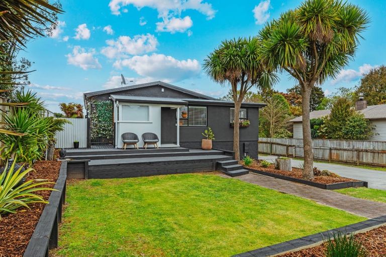 Photo of property in 37 Tamatea Road, Taupo, 3330