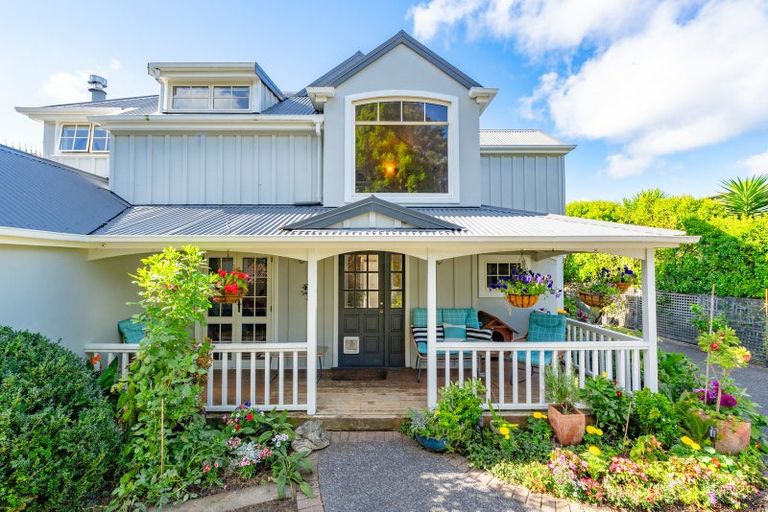 Photo of property in 1032 Scenic Drive North, Swanson, Auckland, 0816